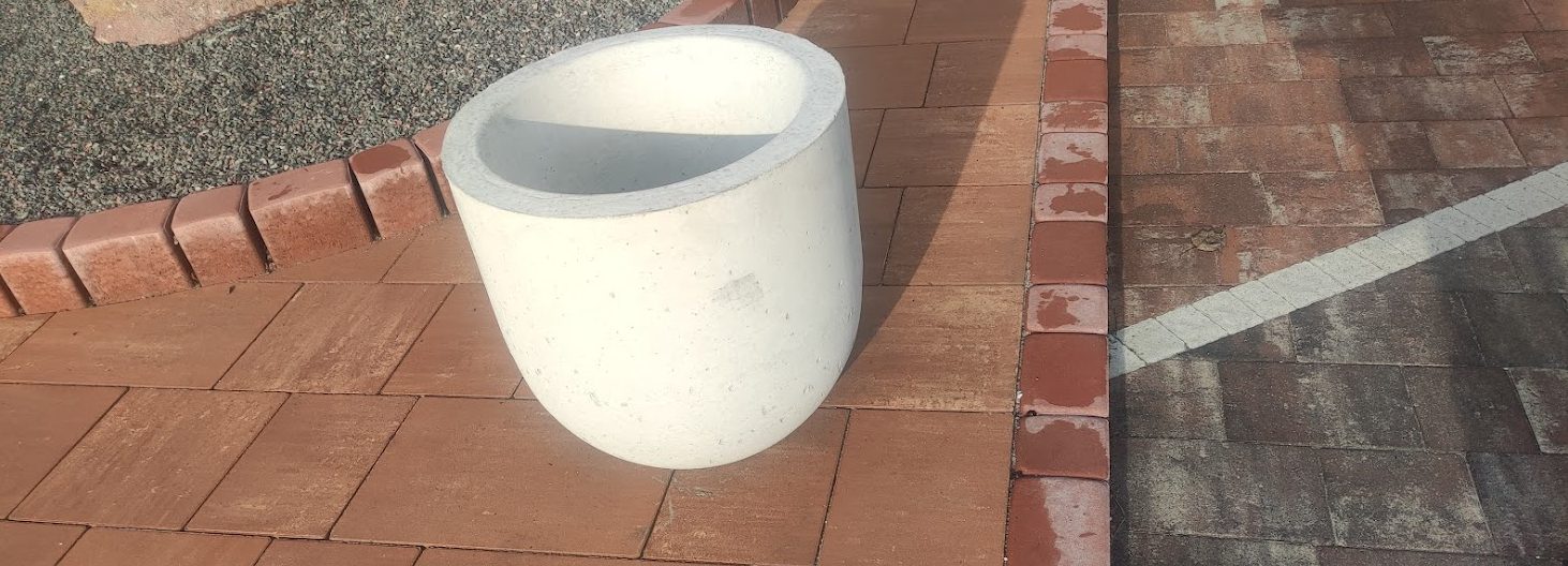 Вазоны из бетона, бетонные вазы.